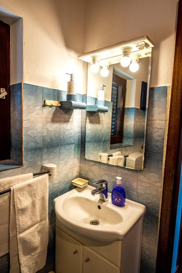 Apartmani Rosa Туран Екстериор снимка